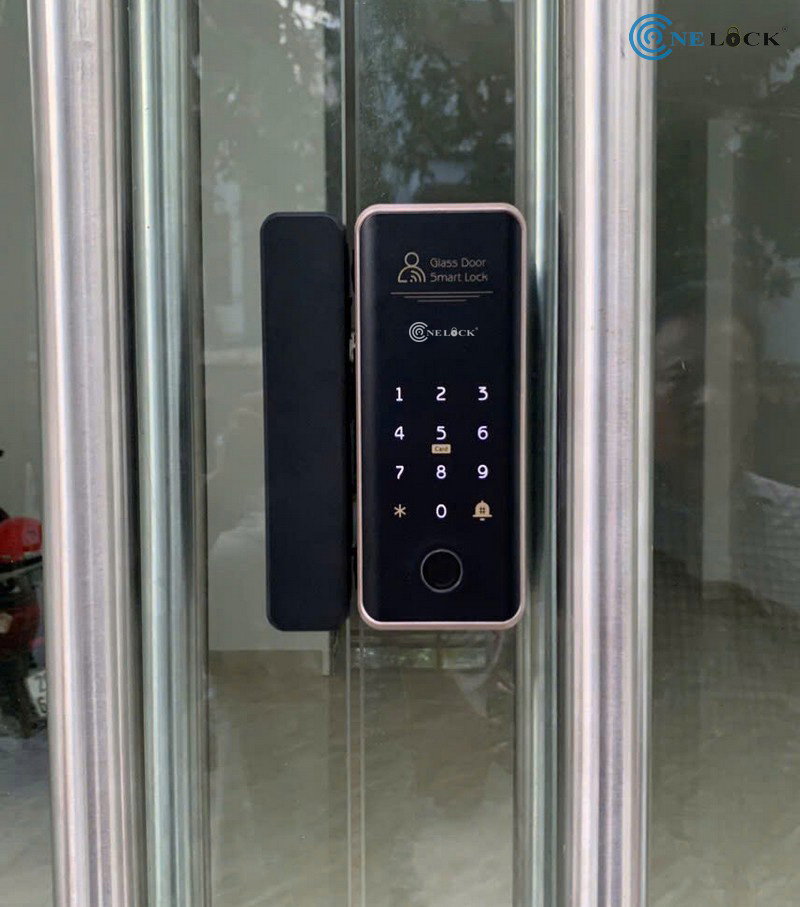 Khóa cửa vân tay tại Nha Trang - Lắp cho cửa kính cường lực