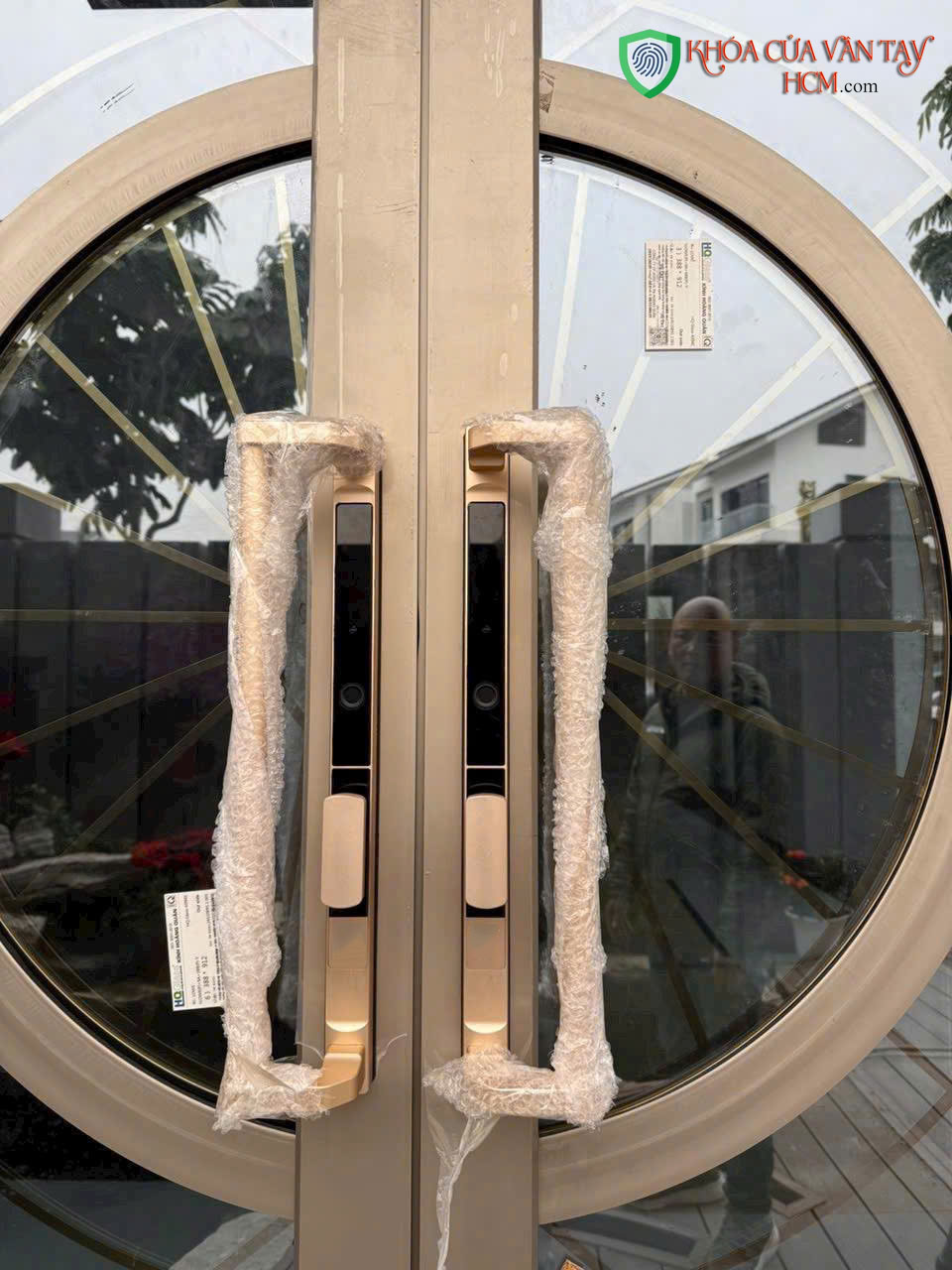 Ứng dụng khóa cửa điện tử, khóa cửa vân tay HCM